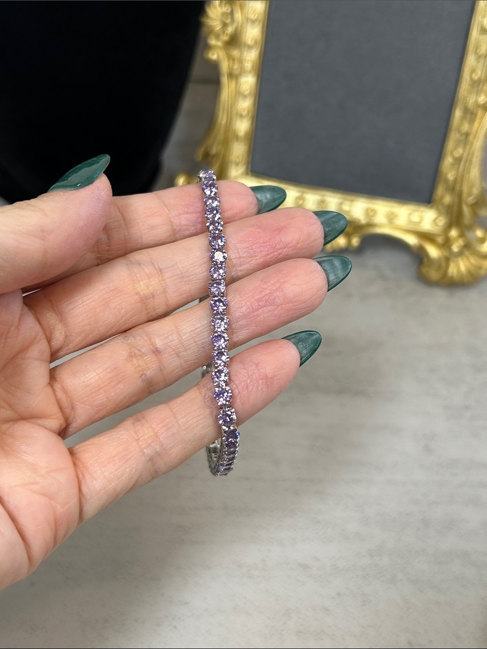 Elegant Women's Lavender Tennis Bracelet - Unbranded